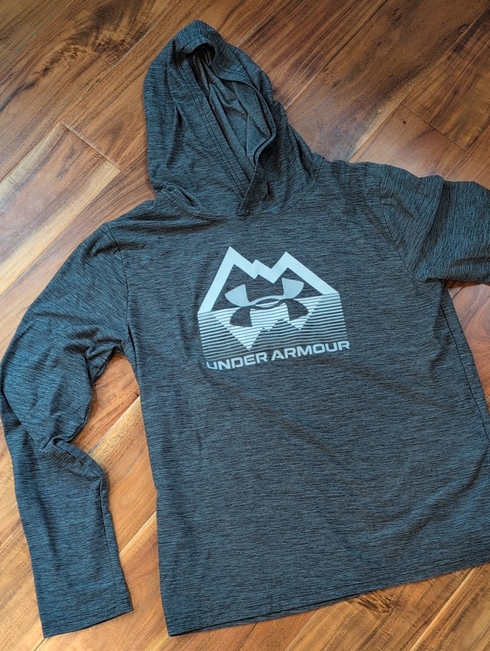 Under Armour Youth XL Charcoal Hooded Performance Shirt